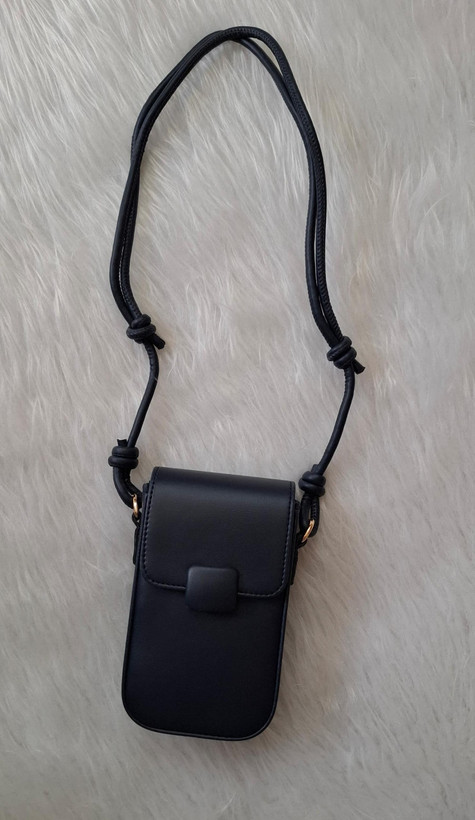 کیف موبایلی کارولینا