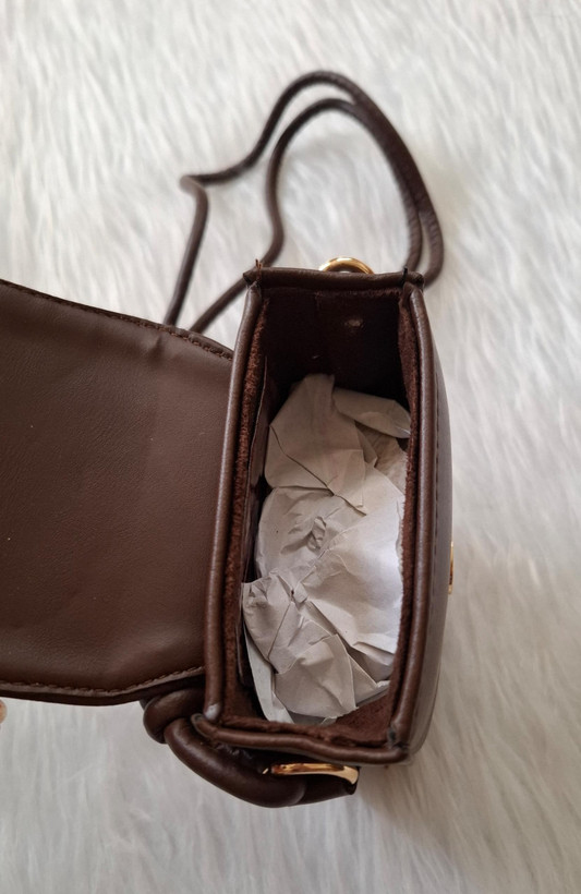 کیف موبایلی کارولینا