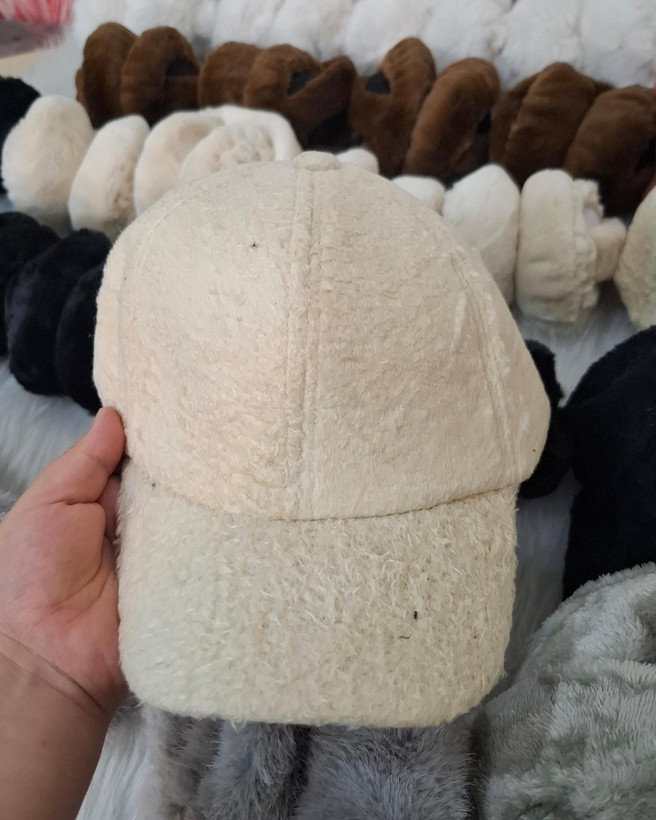 کلاه و گوش گیر تدی