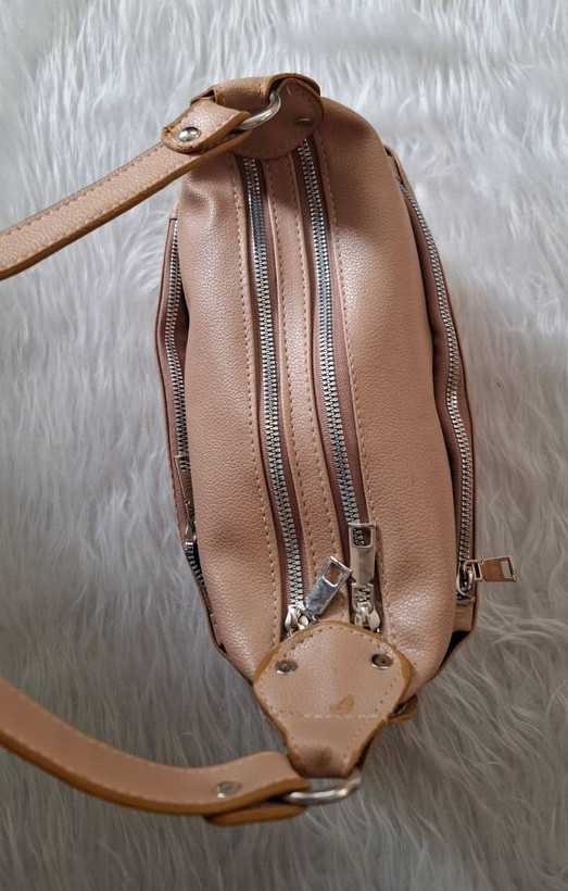 کیف تک بند چهار جیب