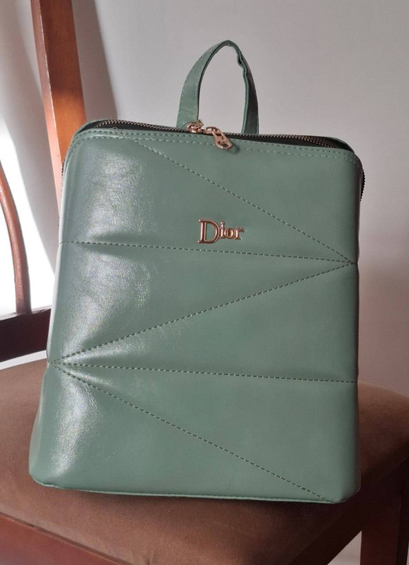 کوله گلدوزی دیور