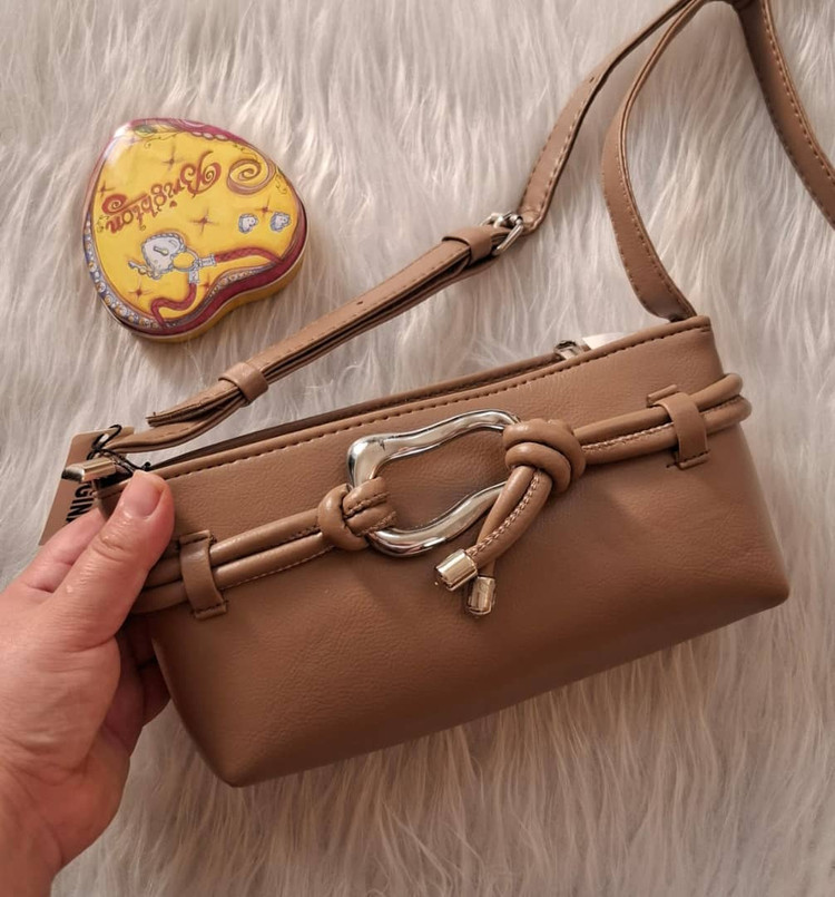 کیف دخترانه جلو طنابی